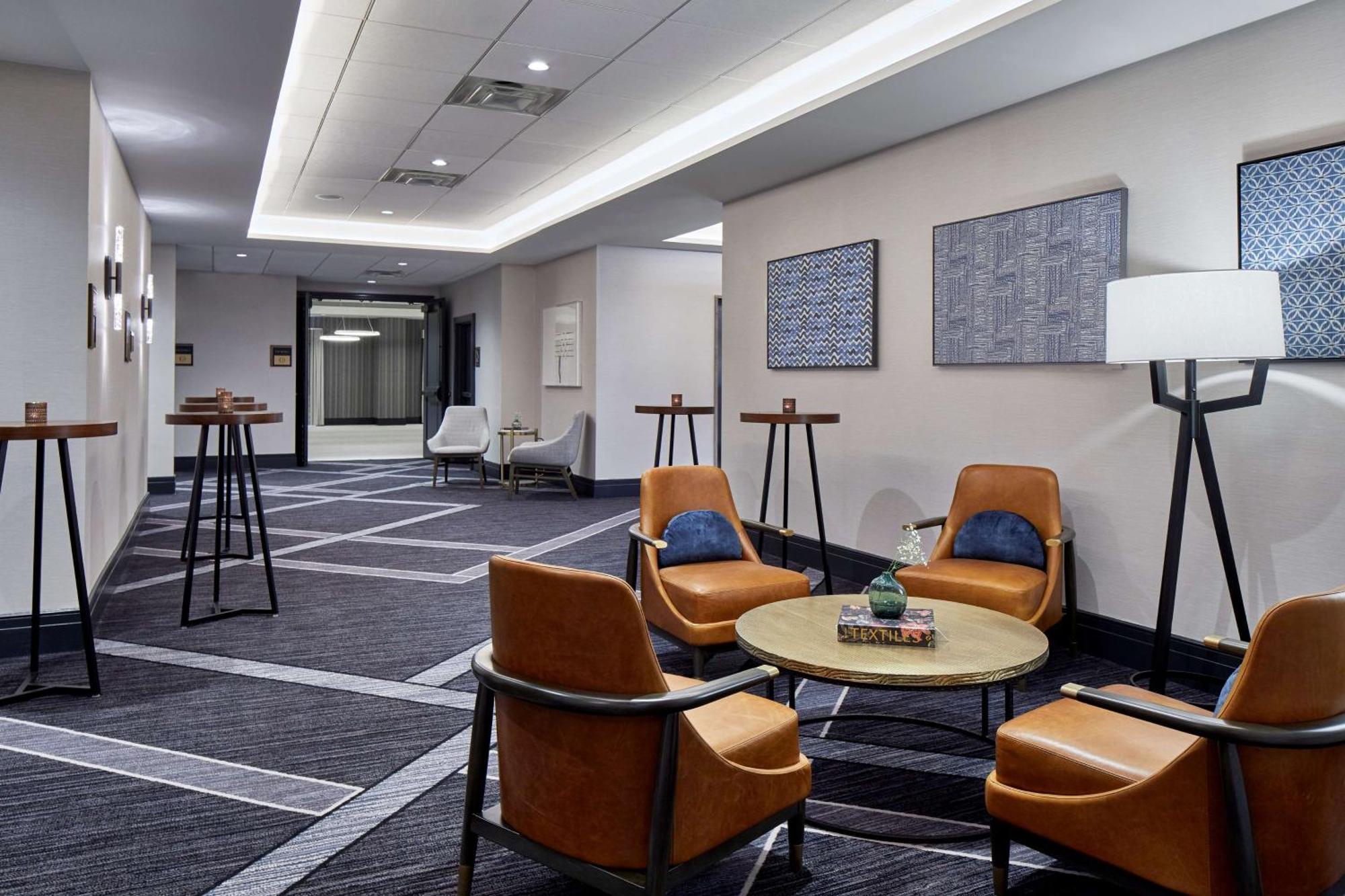 Cumberland House Knoxville, Tapestry Collection By Hilton Exterior photo